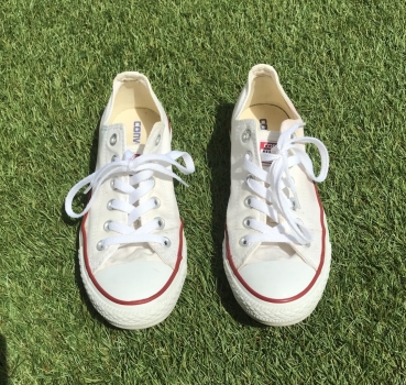 converse blanche vide dressing